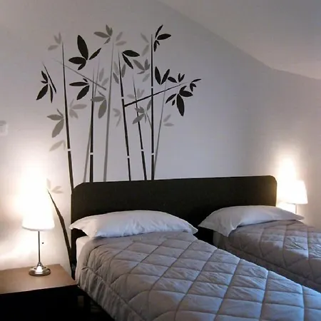 Casa de hóspedes Cost Ferrara